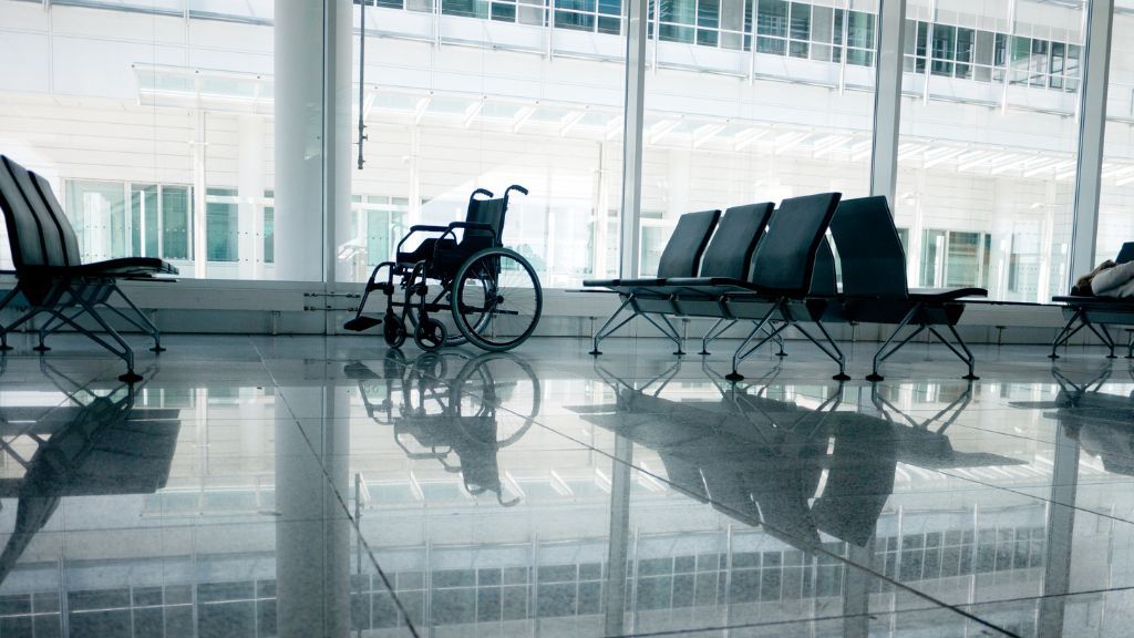 Udogodnienia dla niepełnosprawnych na lotnisku Chopina