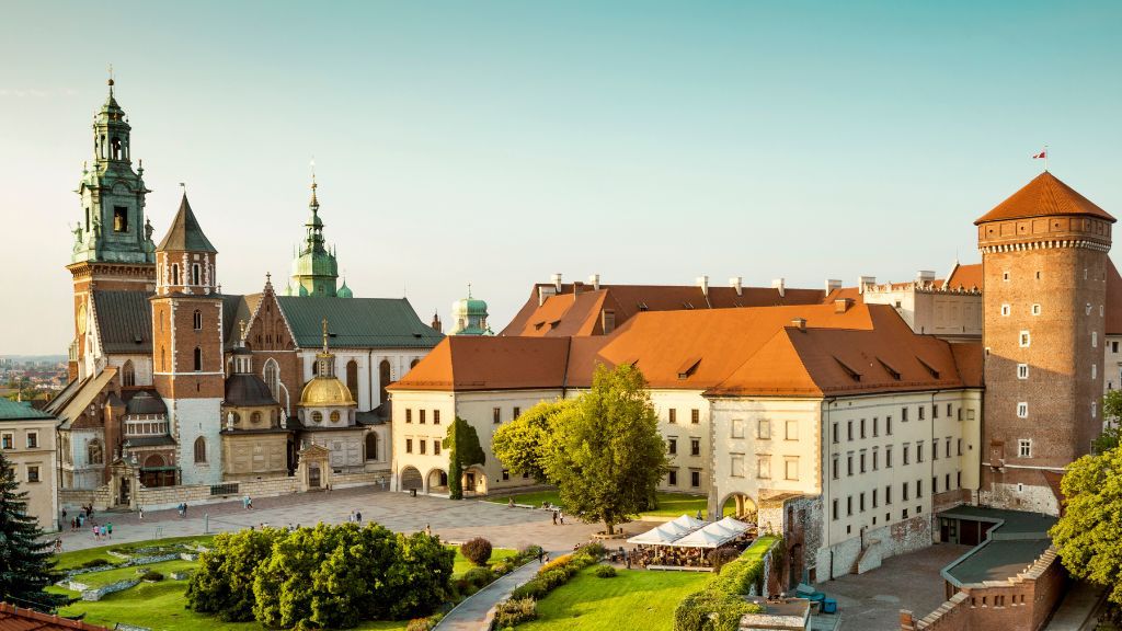 Lotnisko Kraków: Ładowanie samochodu elektrycznego