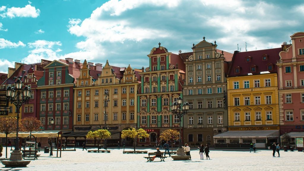 Jak odebrać podróżnych z lotniska we Wrocławiu?