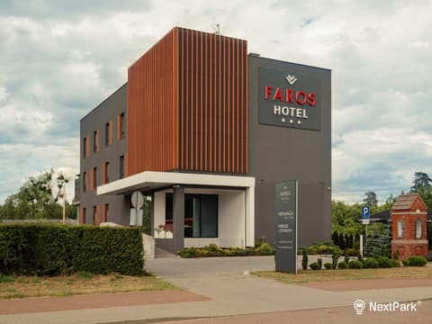 Parking Lotniskowy Faros
