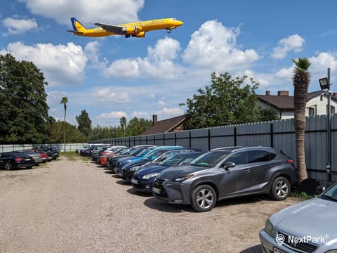 Parking P60 - Warszawa Okęcie