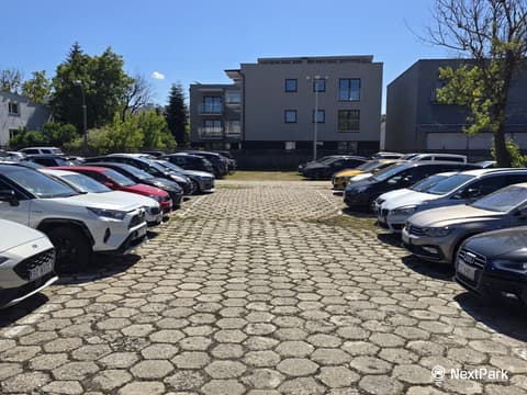 Parking 24h Warszawa Zachodnia