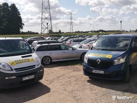 Parking Lotniskowy DĄBROWA – Lotnisko Ławica