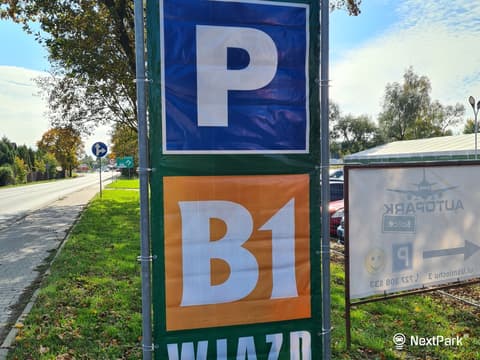B1 Parking Balice