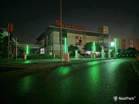 P9 PRKING Parking Przy Metrze Ulrychów