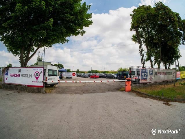 JG Parking Modlin