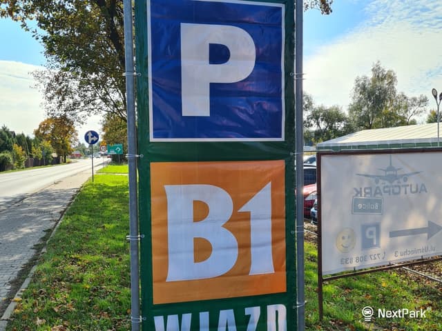 B1 Parking Balice