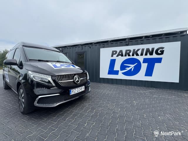 Parking Lot Jasionka