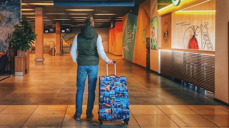 Odprawa - ile wcześniej pojawić się na lotnisku/parkingu?