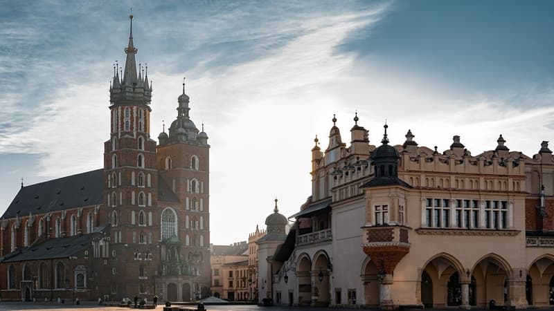 Ile kosztuje parking przy lotnisku Kraków Balice?