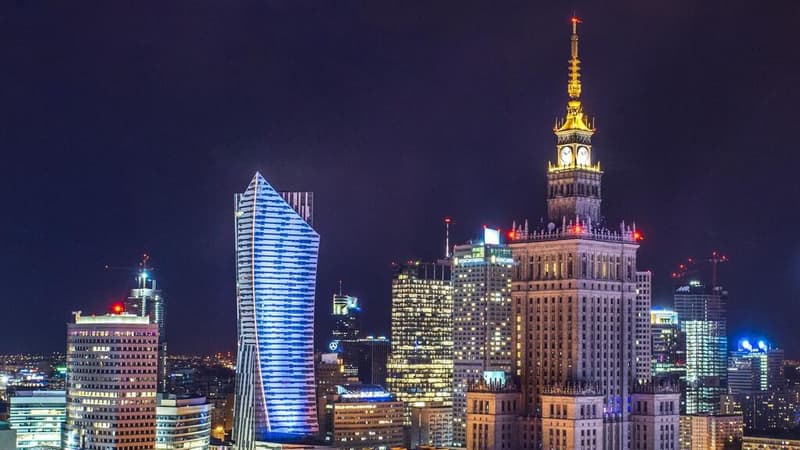 Ile kosztuje parking przy dworcu Warszawa Zachodnia?