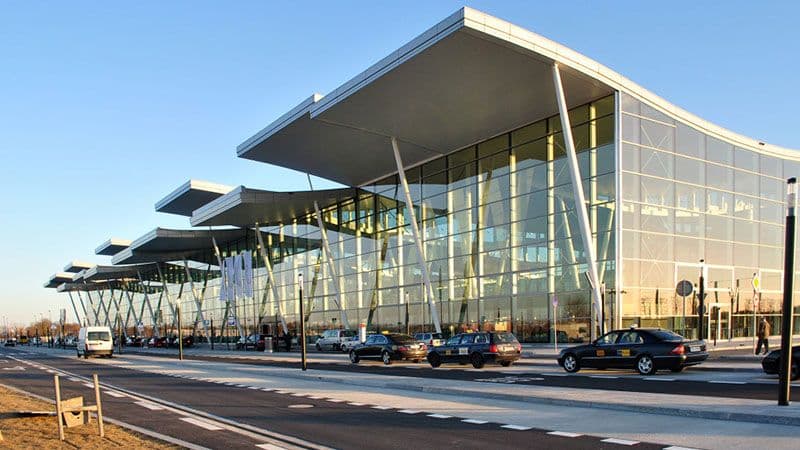 Informacja na temat połączeń z lotniska we Wrocławiu