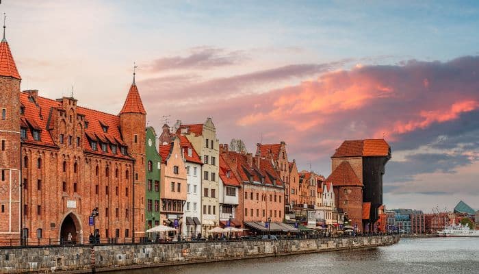 Najtańszy parking Rębiechowo w NextPark - Usługi parkingowe Airport Gdańsk