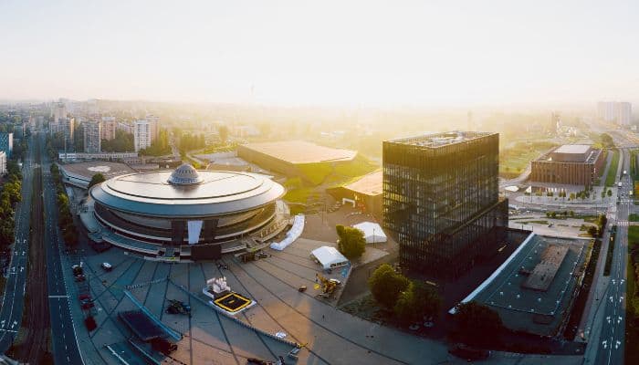 Darmowy parking lotnisko Pyrzowice - Gdzie zostawić auto na lotnisku Katowice-Pyrzowice?
