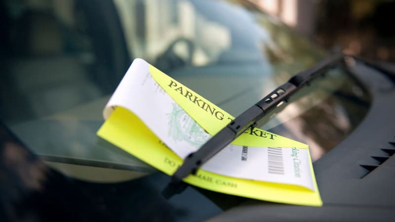 Mandat za brak biletu parkingowego – Co musisz wiedzieć?